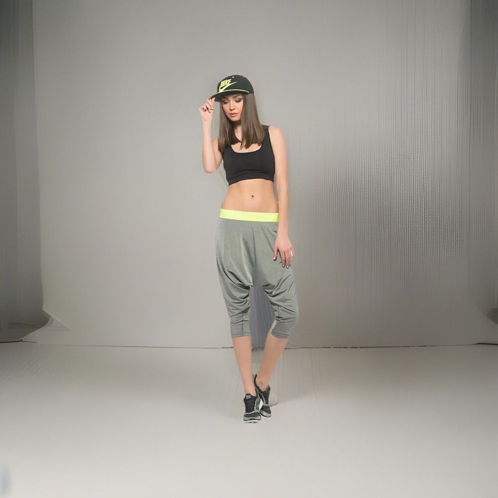 Nike Dri-Fit Women's Harem Pants Dance Training Pant, Capri Length SZ XS NWT